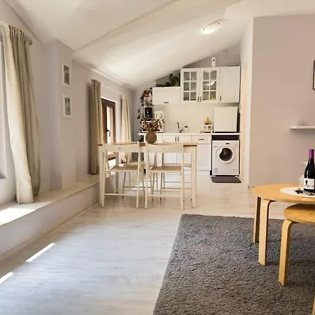Copakapana Suite, By Holiwork بلوفديف
